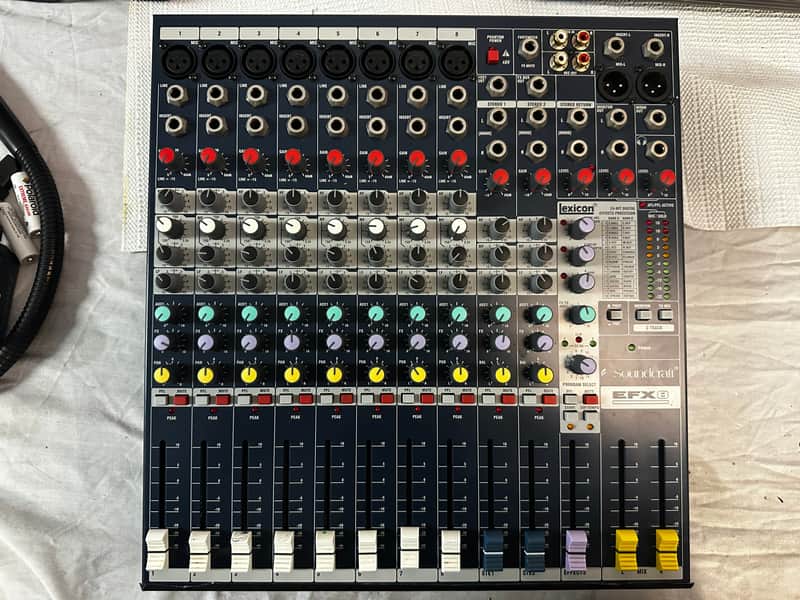 Soundcraft EFX8 8-Channel Mixer with Lexicon Effects | Reverb Canada
