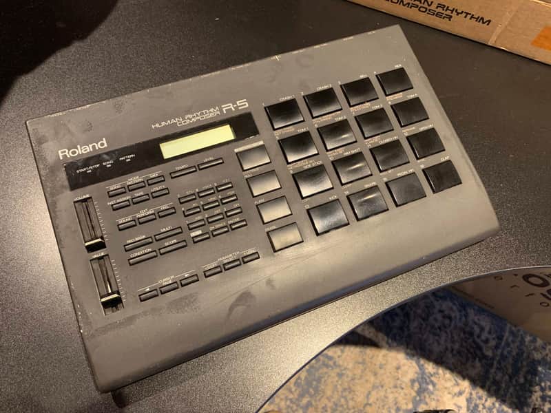 Roland R-5 Human Rhythm Composer Drum Machine | Reverb UK