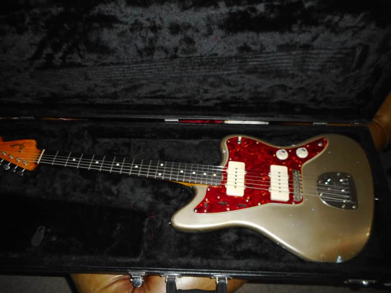 Scarecrow Guitars 1966 Jazzmaster Tribute 2024 - Shoreline Gold over Sonic blue Relic image 1