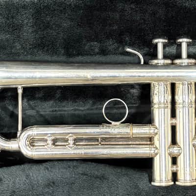 Yamaha Xeno Trumpet, Silver Finish, Gold Brass Bell, Model YTR8335RG image 9