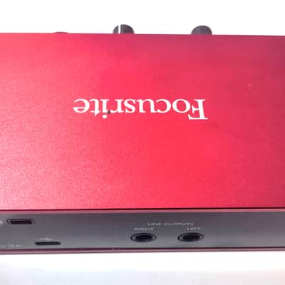 focusrite scarlette solo 2020 - red image 2