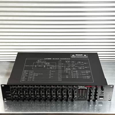 Roland M-12E 12-Channel Line Mixer image 2