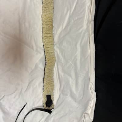 LM Fleece Sheepskin Black Leather BANJO Strap NEW - 2.5" wide image 6