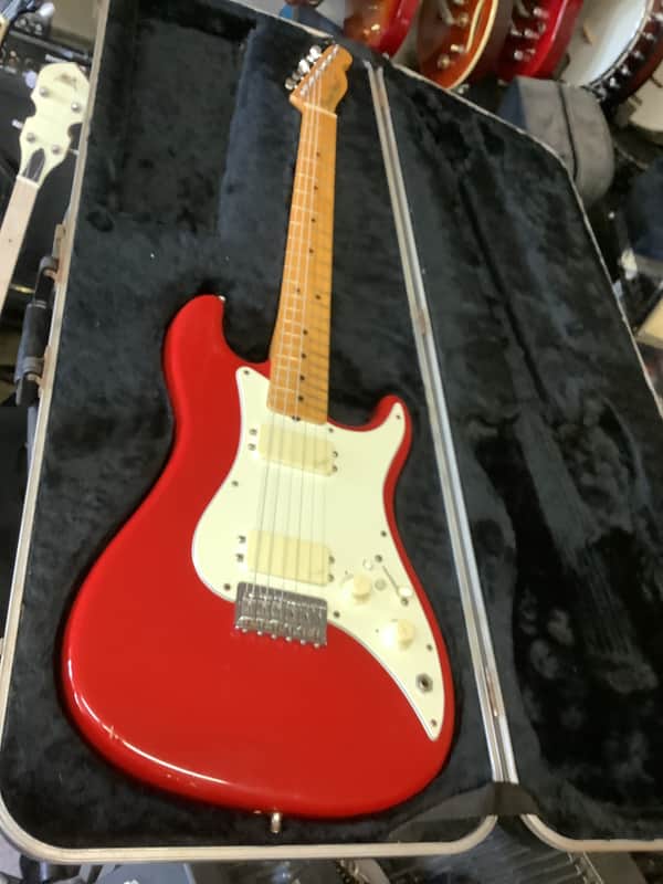 fender USA フェンダーUSA　Bullet H2 ヴィンテージ FENDER BULLET H-2 Vintage 1981 USA E Serial American Walnut Guitar