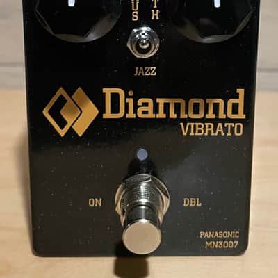 Diamond Vibrato V2 Limited Edition Panasonic MN3007 Black-Gold image 1