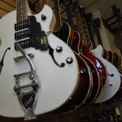 Guild Starfire l Jet 90 2021 Satin White w/Guild bag, store demo image 8