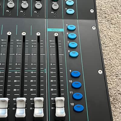 Allen & Heath SQ-6 48 Ch/36 Bus Digital Mixer w/ Road Case, Cover + iPad Holder image 6