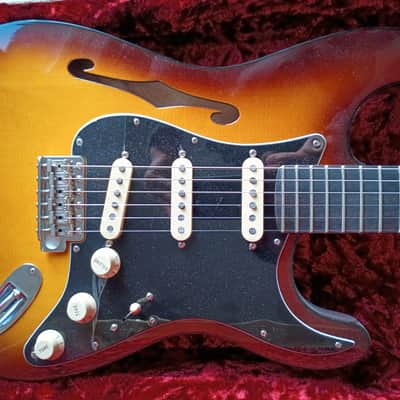 Fender Suona Stratocaster Thinline 2023 - Present Violin Burst image 1