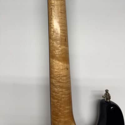 Squier Standard Stratocaster with Maple Fretboard 2001 - 2013 - Black Metallic image 6