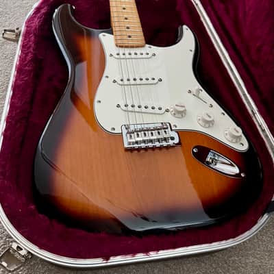 2024 Fender 70th Anniversary Player Stratocaster Two Tone Sunburst image 16