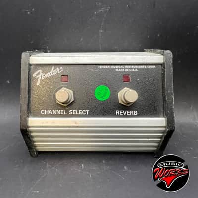 Fender   Footswitch 2 Button Channel Reverb image 2