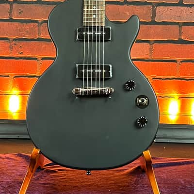 Epiphone Les Paul Special P-90 Limited-Edition Electric Guitar Worn Black image 2