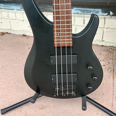 Carlo Robelli 4 String Electric Bass Guitar - Matte Black image 2