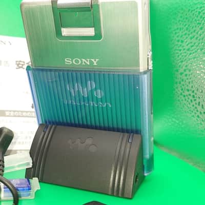 Pro Restored Perfect Sony WM-EX2000 Walkman In Box Complete barely used - video image 10