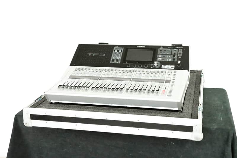Yamaha TF3 24-Channel Digital Audio Mixer with Road Case CG0144F *ASK FOR SHIPPING* image 1