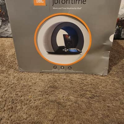 JBL JBL on time Audio dock Alarm Clock AUX Radio iPod Dock 90s image 1