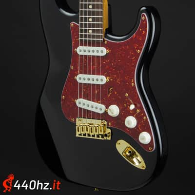 Suhr Dealer Select Classic S SSS Limited Edition 2025 Black - Mint Condition image 2