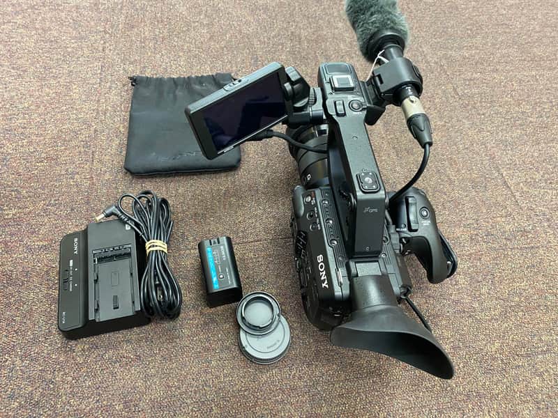 Sony PXW-FS5M2 FS5 Mark II 4K w/ Sony 18-105mm F4 Lens & Sony ECM
