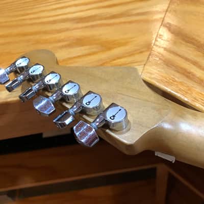 Charvel Henrik Danhage Signature image 8