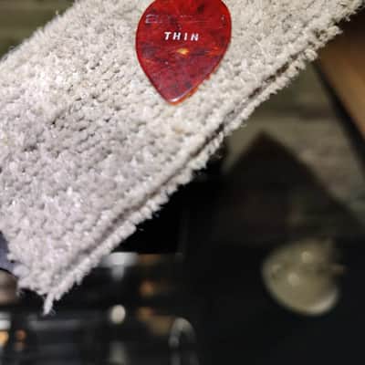 Ampeg guitar/mandolin Jazz-shaped pick 1960's (x1) image 9