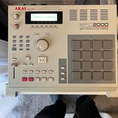 Immagine Akai MPC2000 MIDI Production Center 1997 - 2001 - Grey - 10