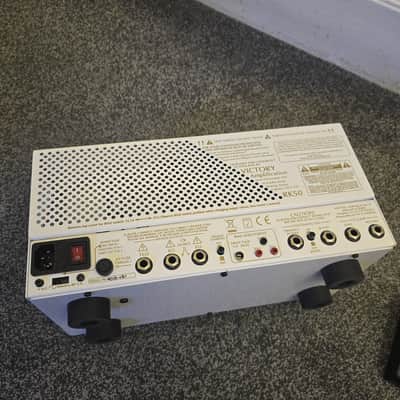 Victory Amps RK50 Richie Kotzen Signature Compact Series 50-Watt Guitar Head 2010s - White/Gold image 3