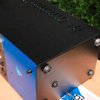API Lunchbox loaded with (6) API 512c 500 Series Mic Preamp image 4