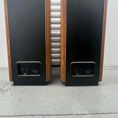 Infinity Kappa 7 - 80s Standing Speakers - Wood image 2