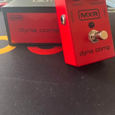 MXR M102 Dyna Comp 1995 - Present - Red image 7