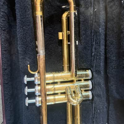 Yamaha YTR-2320 Trumpet imagen 2