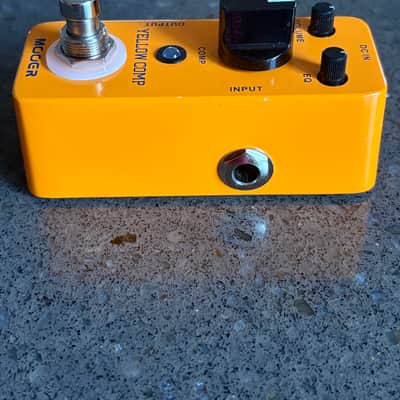 Mooer Yellow Comp Optical Compressor 2022 - Yellow gloss image 5