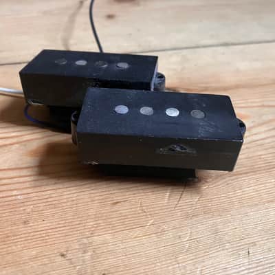 Squier Standard Series Precision Bass Guitar Pickup Indonesia 2007 10.2K image 4