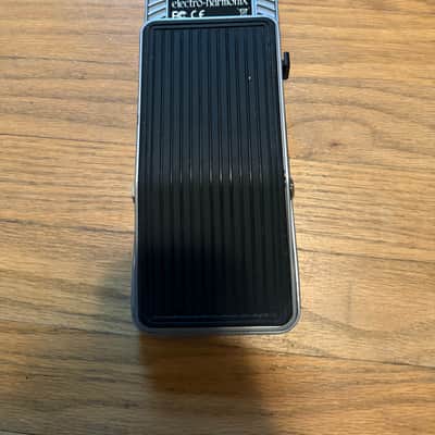 Electro-Harmonix Next Step Crying Tone Wah 2010s - Black image 3