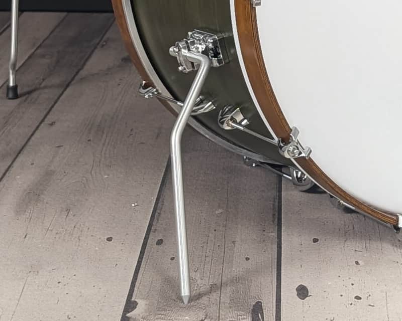 INDe Ultralight Bass Drum Spurs Upgrade Kit 8" long  - RST Bracket - 1-2" Spacing image 1