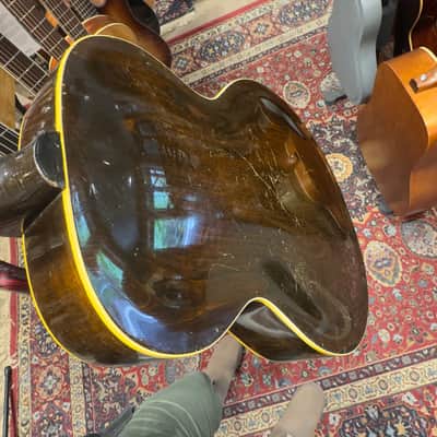 Gibson L-50 (30-40s) F-Hole Sunburst - Fair image 4