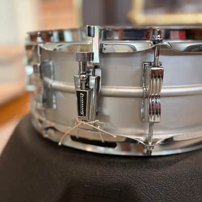 One of a Kind NOS Ludwig No. 404 Acrolite 5x14" 8-Lug Aluminum Snare Drum with Pointed Blue/Olive Badge Early 70s image 6