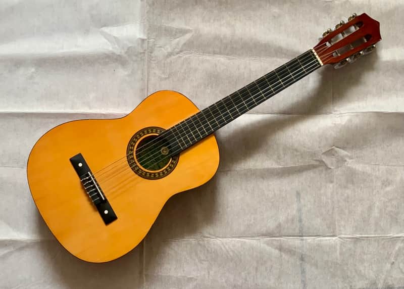 SKYLARK MG-102 Vintage Acoustic Kids/Travel/Mini 1/2 31” Guitar 19