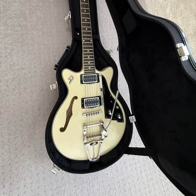 Duesenberg Fullerton TV 2025 - Vintage White image 2