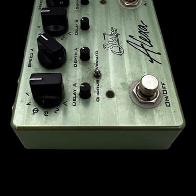 Suhr Alexa Dual Channel Multi-Wave Chorus / Vibrato 2010s - Green X5151 image 4