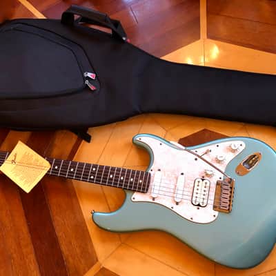 2001 Fender USA Lone Star American HSS Stratocaster Electric Guitar Ocean Turquoise Fender Padded case image 1