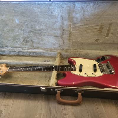 Fender Mustang Guitar with Rosewood Fretboard - 1966 - Dakota Red image 15