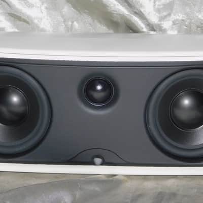Polk RM2650 compact center channel speaker image 1