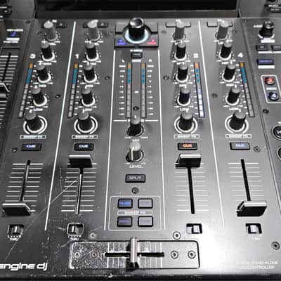 Denon Prime 4+ 4-Deck DJ System 2023 - Present - Black image 13
