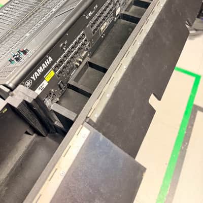 Yamaha QL5 Mixing Console image 13