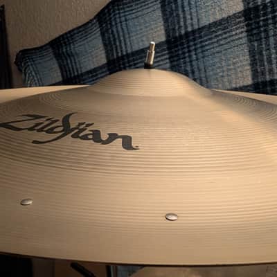 22" Zildjian 20 Rivets Chinese China Ride Crash Cymbal Swish Knocker 2020s - Traditional Natural image 2