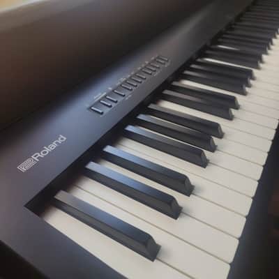 Roland FP-30X 88-Key (Needs To go before 22 july)