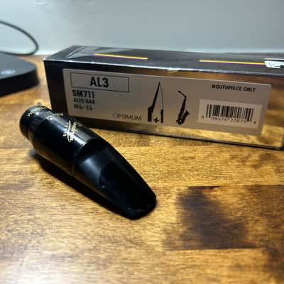Vandoren Optimum AL3 - Hard Rubber image 1