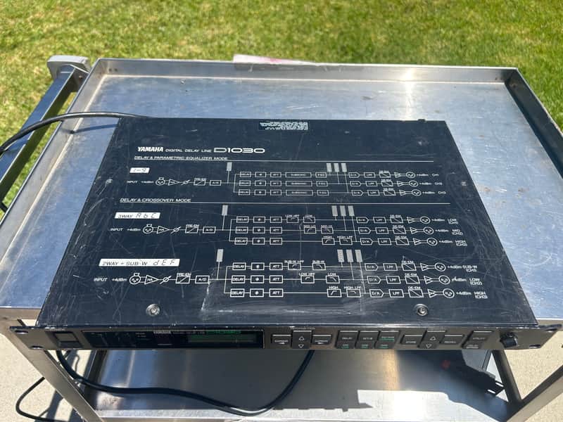 Yamaha DL 1030 Digital Delay, Loudspeaker Processor 1997 - Original image 1