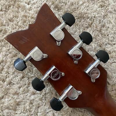 Daisy Rock Daisy Rock Red Burst Acoustic Guitar, Tiger Maple Top, Mahogany Neck, Rosewood Fingerboard - Red image 13