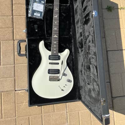PRS Modern Eagle V - Antique White image 2